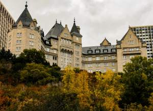 Hotel Macdonald