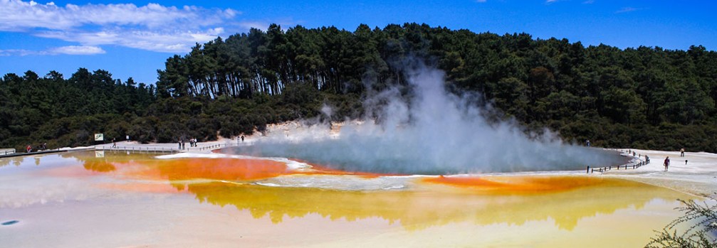 Champagne Pool, Wai-O-Tapu Thermal Wonderland, Rotorua, New Zealand