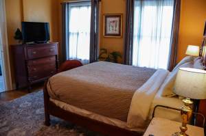 Bedroom, The Looking Glass Inn, Indianapolis, Indiana