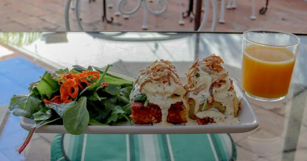 Eggs benedict, Coronet, Tucson, Arizona