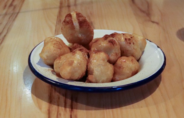 Saloniki Greek, Cambridge, Massachusetts